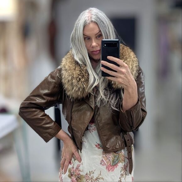 Vintage Italian Crop Leather jacket - Picture 6 of 10